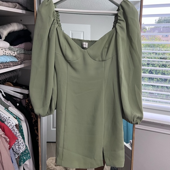 Aritzia Novella Dress Sage Frost - Picture 4 of 9